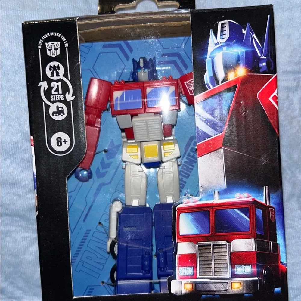 Transformers Studio Series Deluxe Class Optimus Prime Transformers: Devastation
